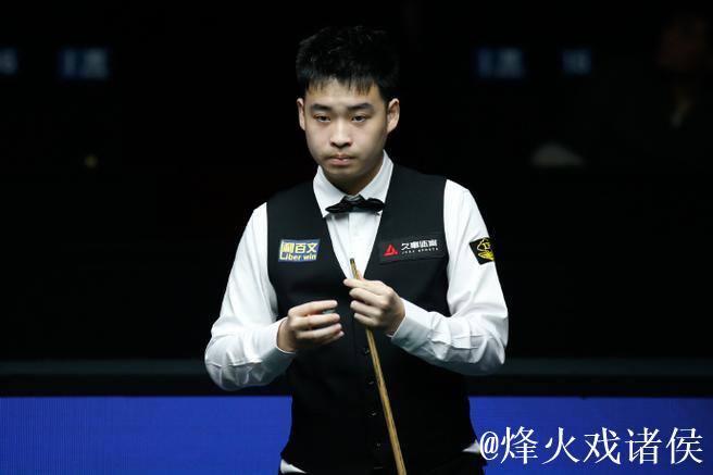 武汉公开赛：斯佳辉两破百 5-2击败马奎尔挺进八强